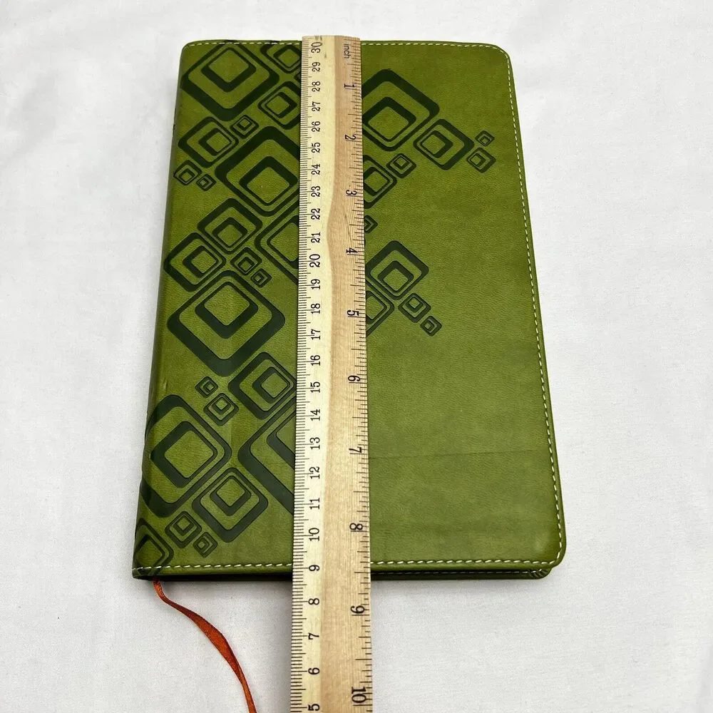 Zondervan NIV Thinline Bible Italian Two Tone Green Leather Geometric Design - Picture 11 of 13